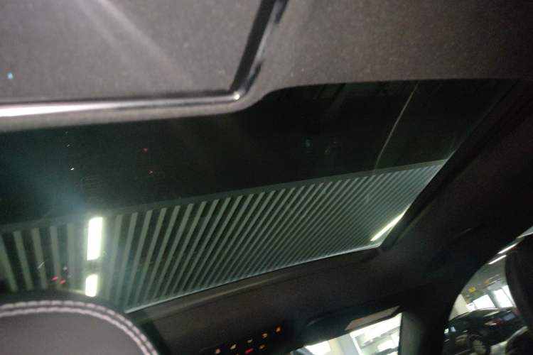 Used Mercedes-Benz GLC 2019 Facelift GLC 260 L 4MATIC Luxury Model Headliner