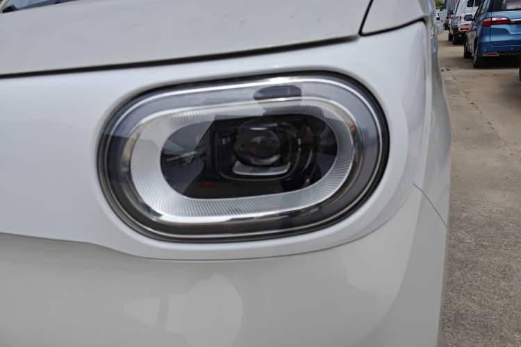 Used Wuling Hongguang MINIEV 2024 3rd Generation 215km Youth Edition Left Front Headlight