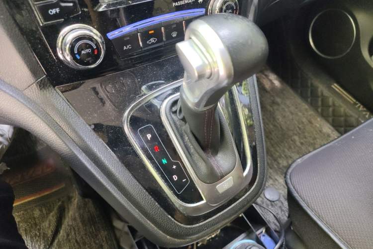 Used Haval H6 2016 Upgraded Model 1.5T Automatic Two-Wheel Drive Elite Version
