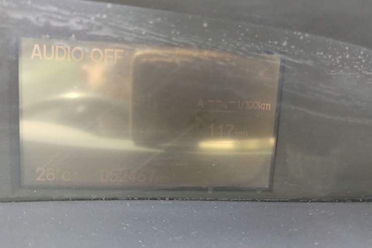 Used Honda Civic 2012 1.8L automatic luxury edition
