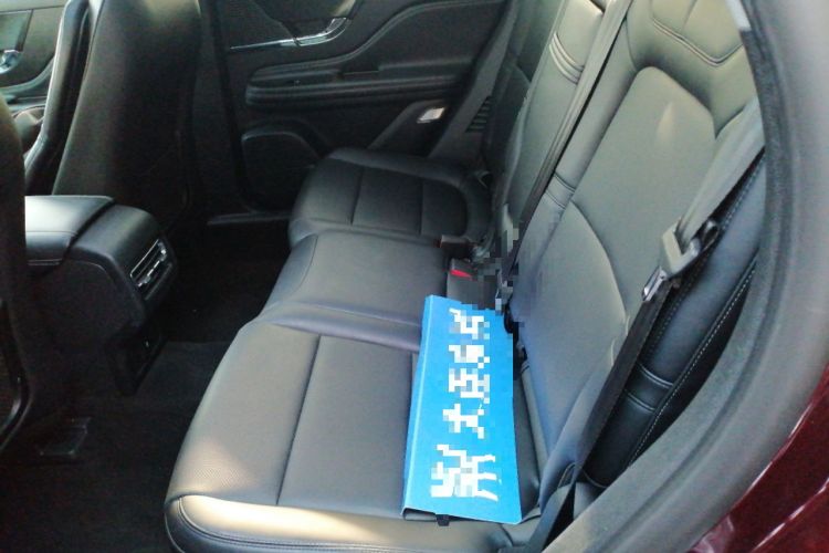 Used Lincoln Corsair 2021 2.0T Two-Wheel Drive Deluxe Edition Left Rear Seat