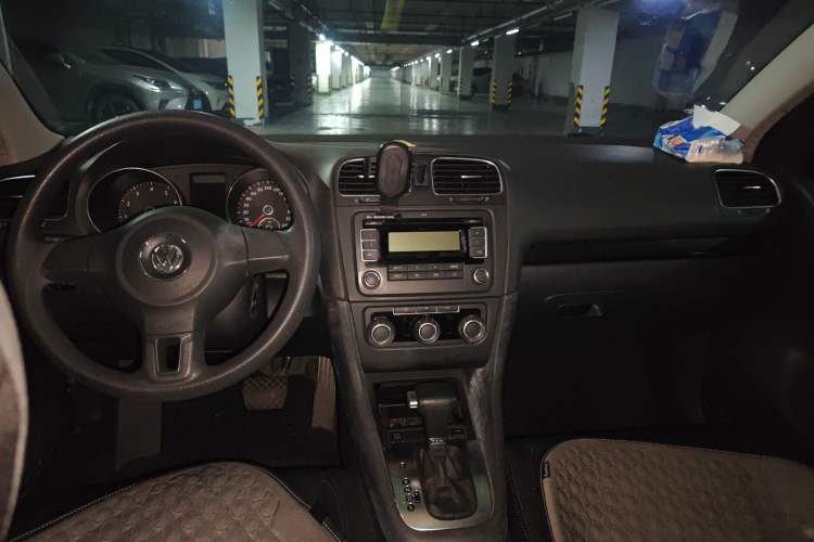 Used Volkswagen Golf 2010 1.6 Automatic Comfort Edition
