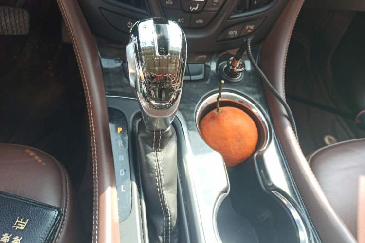 Used Buick Envision 2014 28T Four-Wheel Drive Elite Model Gear Lever