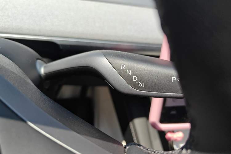 Used Tesla Model Y 2024 Rear-Wheel-Drive Version