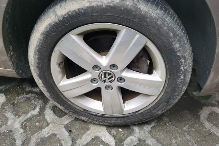 Used Volkswagen Touran 2015 1.4T DSG Comfort Edition 5 Seats Exterior 7