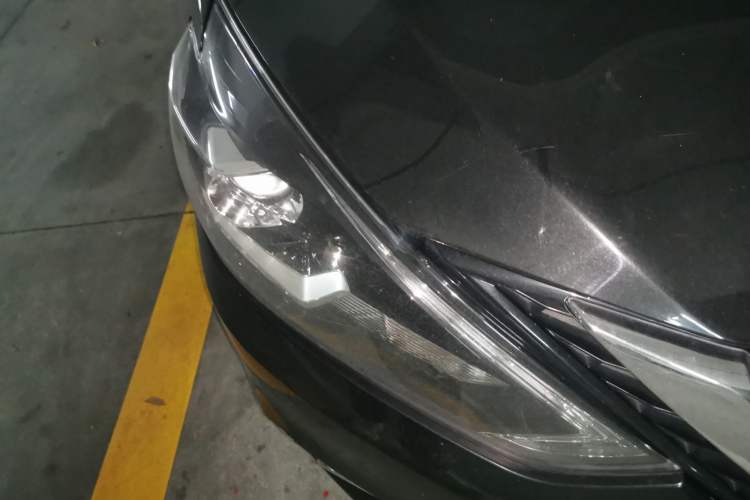 Used Nissan Sylphy 2016 1.6 XL CVT Luxury Edition Right Front Headlight