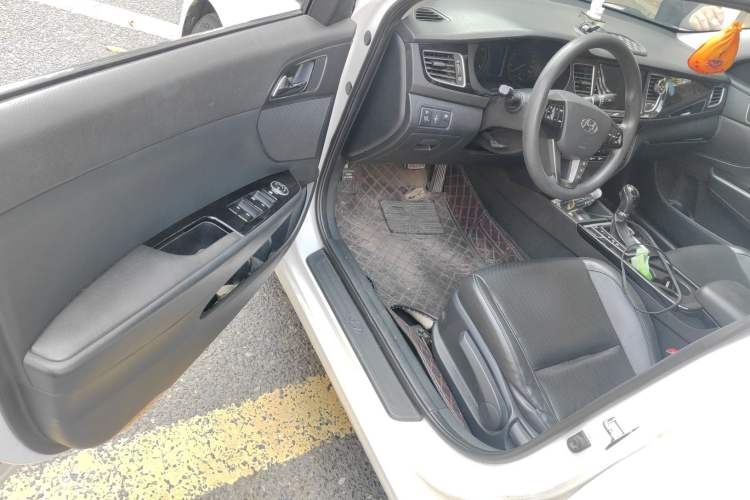 Used Hyundai Mistra 2014 1.8L Automatic Smart GLS