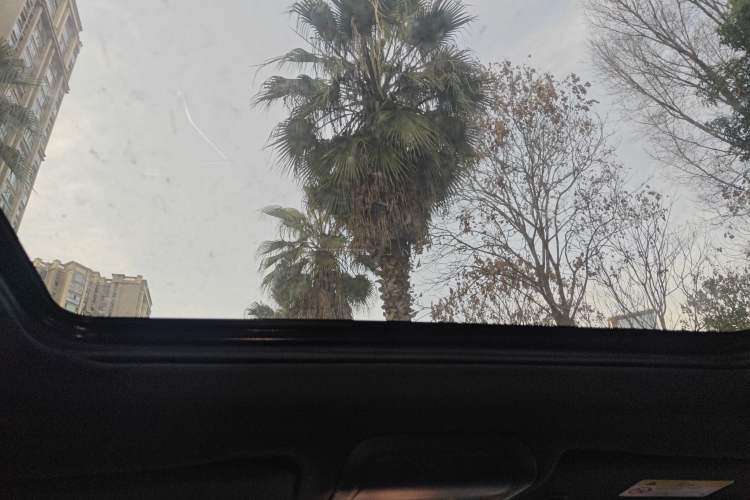 Used Cadillac XT6 2022 2.0T Six-Seater Four-Wheel Drive Luxury Version