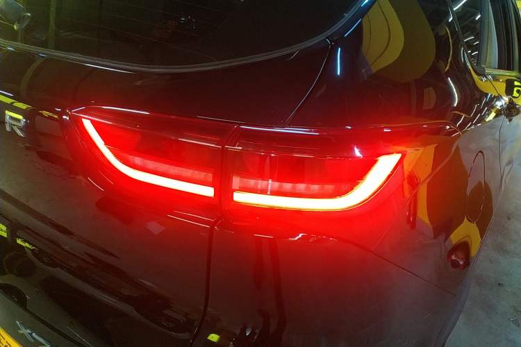 Used JETOUR X70M 2021 1.5T DCT Luxury Partner Model 7 Seats
