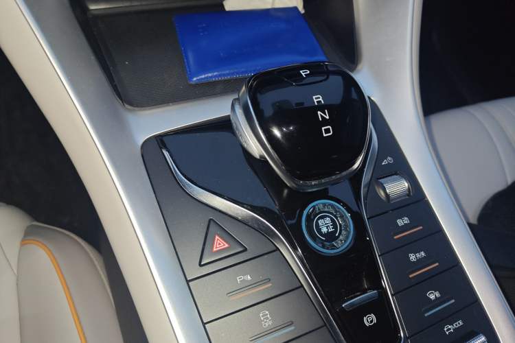 Used BYD Song Pro New Energy 2024 HONOR Edition DM-i 71KM Leading Model
