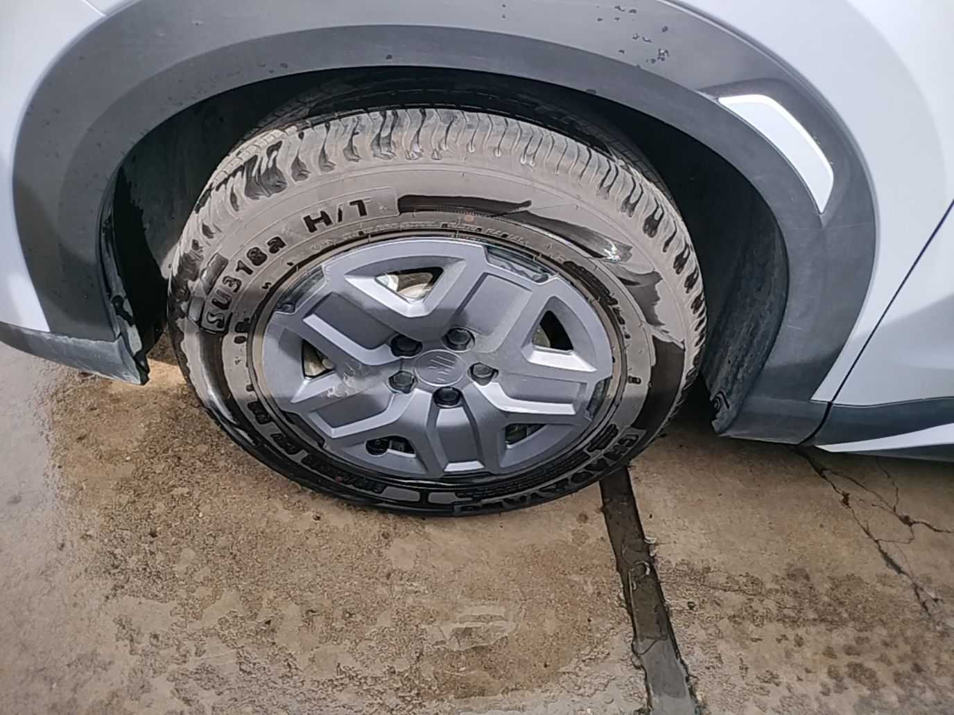 BYD Yuan UP 2025 Model 301KM Leading Version — снимка 10