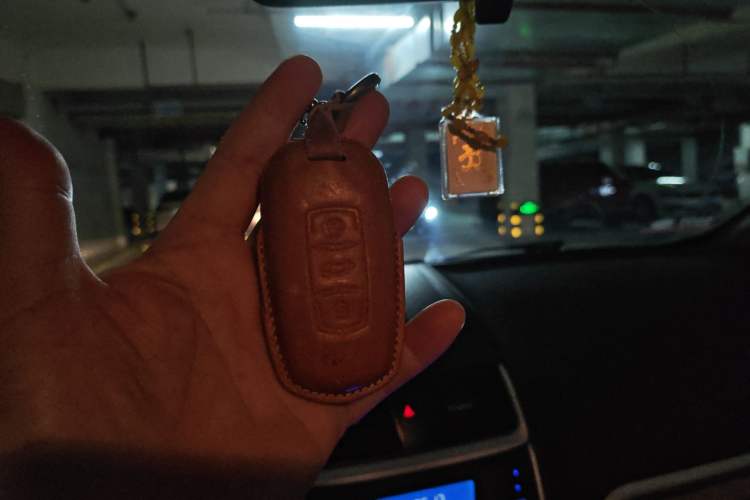 Used Geely Auto Emgrand 2014 Sedan 1.5L Manual Fashion Edition