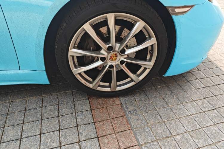 Used Porsche 718 2016 Cayman 2.0T
