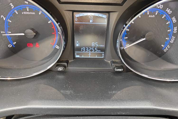 Used FORTHING S500 2016 1.6L Manual Luxury Edition Odometer Close Up