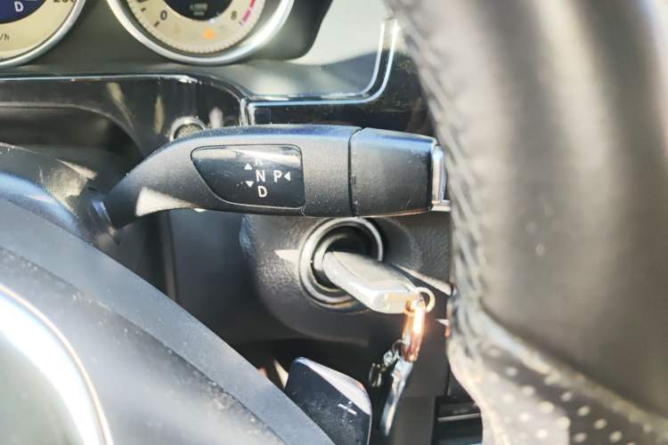 Used Mercedes-Benz E-Class 2014 Restyled E 260 L Sport Edition Gear Lever