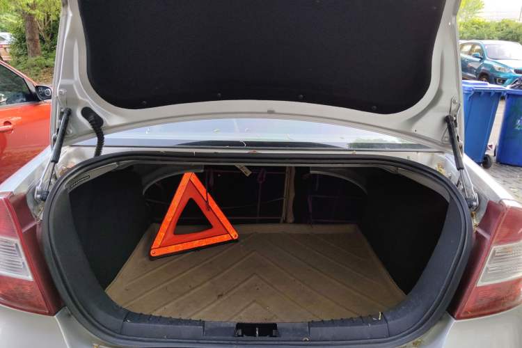 Used Ford Focus 2013 Sedan Classic 1.8L Automatic Base Model