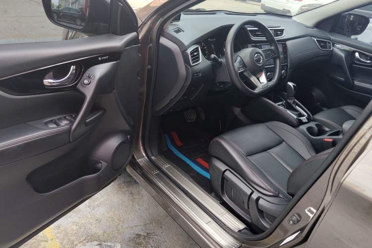 Used Nissan Qashqai 2022 2.0L CVT XV Smart Enjoyment Version Driver Seat