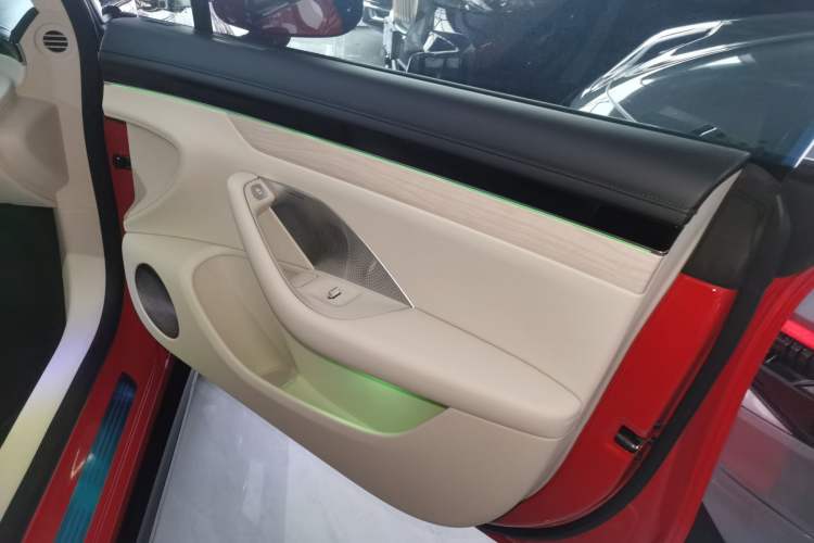 Used Hima Luxeed S7 2025 785 km Ultra