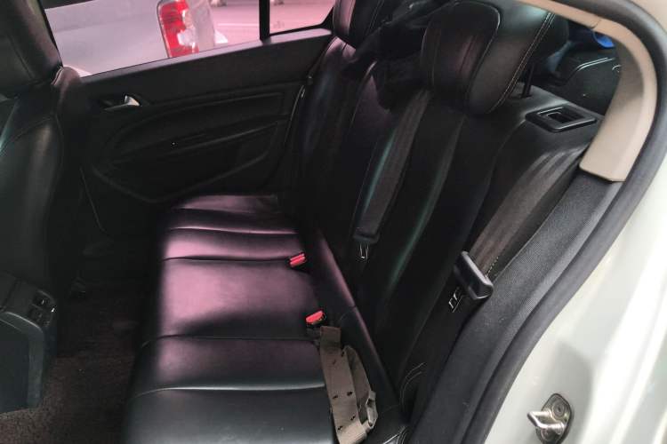 Used Peugeot 408 2018 Revised Version 1.8L Automatic Luxury Edition Left Rear Seat