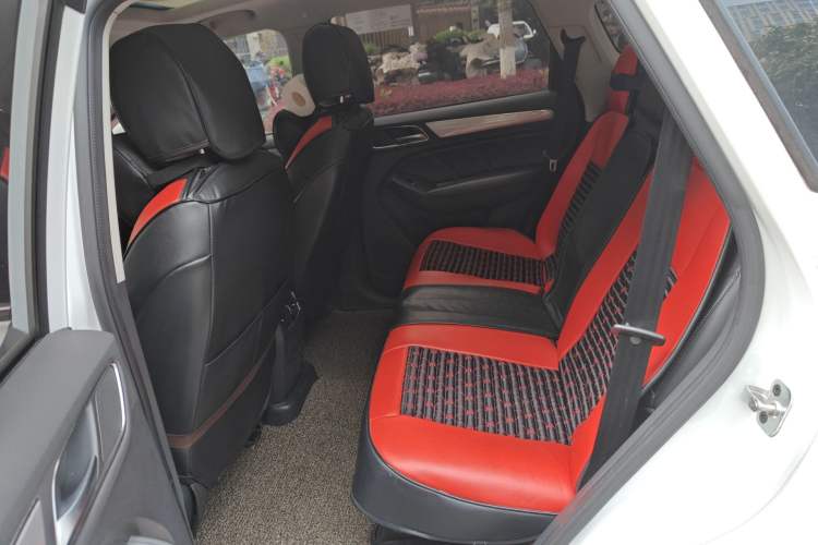 Used Roewe RX5 2018 20T Two-Wheel Drive Manual Flagship Edition
