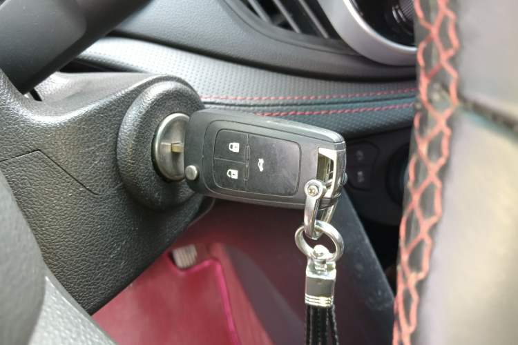 Used Chevrolet Monza 2020 Light Hybrid RS 330T Automatic Comfort Edition Vehicle Key