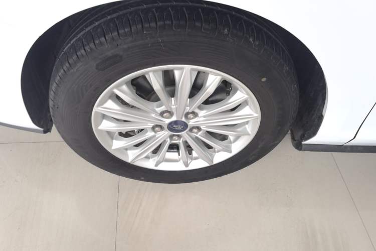 Used Ford Focus 2021 Sedan EcoBoost 180 Automatic Trendy Model