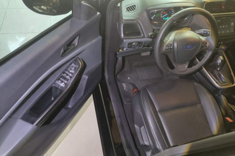 Used Ford Escort 2017 Happiness Edition 1.5L Automatic Fashion Version