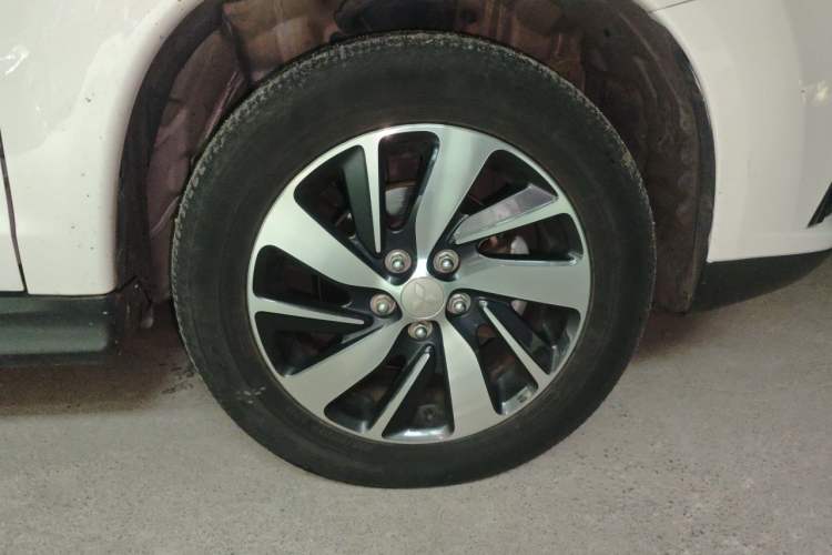 Used Mitsubishi ASX 2018 2.0L CVT Two-Wheel Drive Deluxe Edition
