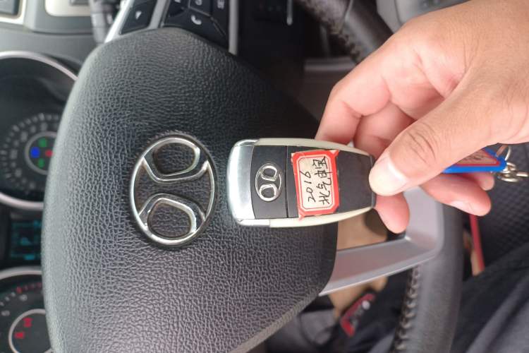 Used BAIC Senova X65 2015 2.0T Automatic Elite Model
