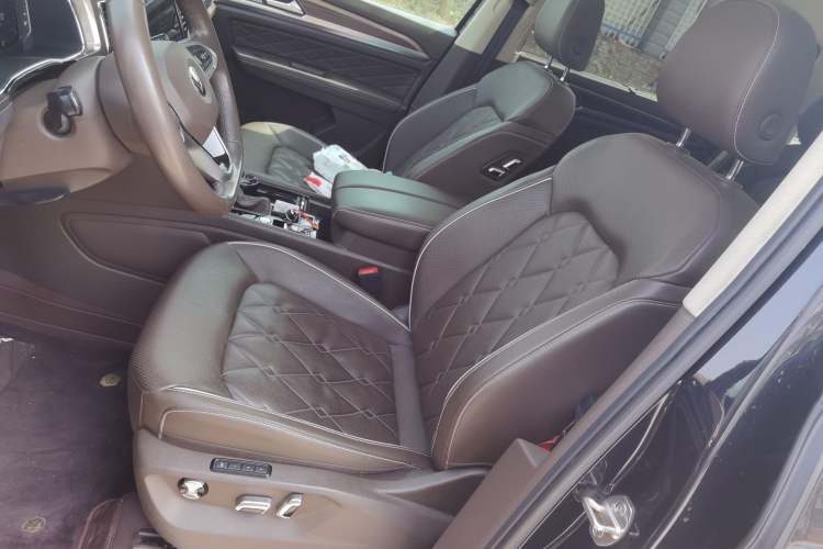 Used Volkswagen Viloran 2020 380TSI Prestige Edition Left Front Seat