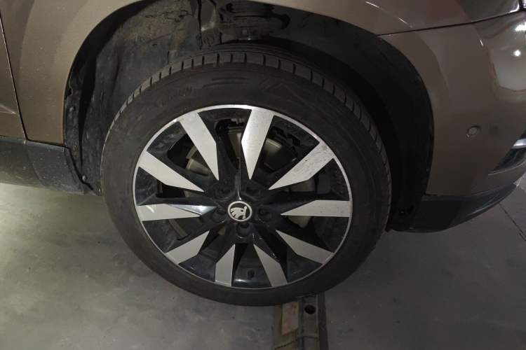 Used Skoda Karoq 2020 TSI280 Luxury Smart Edition China VI Standard