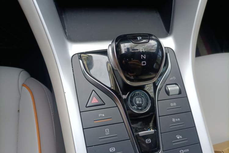 Used BYD Song Pro New Energy 2024 HONOR Edition DM-i 71KM Navigation Model