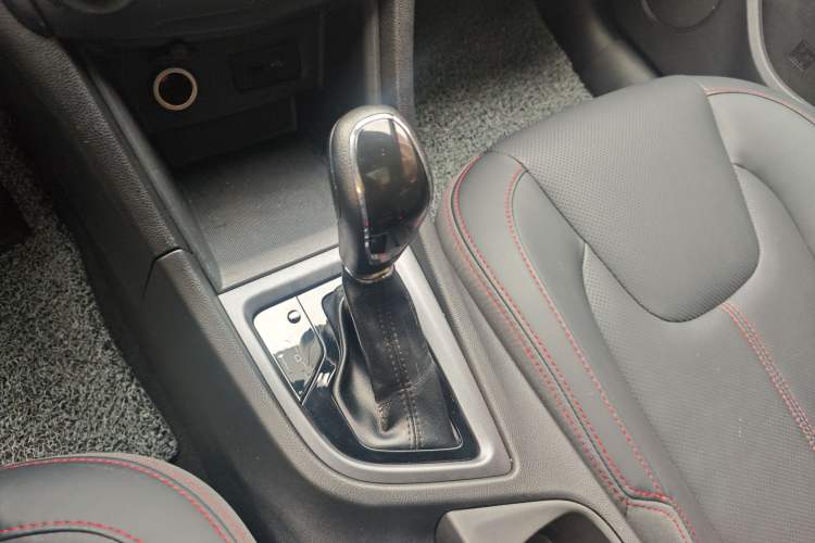 Used Chery Arrizo 5 2018 1.5L CVT Tribute to Youth Edition Gear Lever
