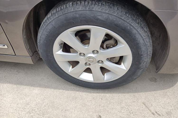 Used Nissan Sylphy 2009 1.6XE Automatic Comfort Edition Right Front Wheel Hub