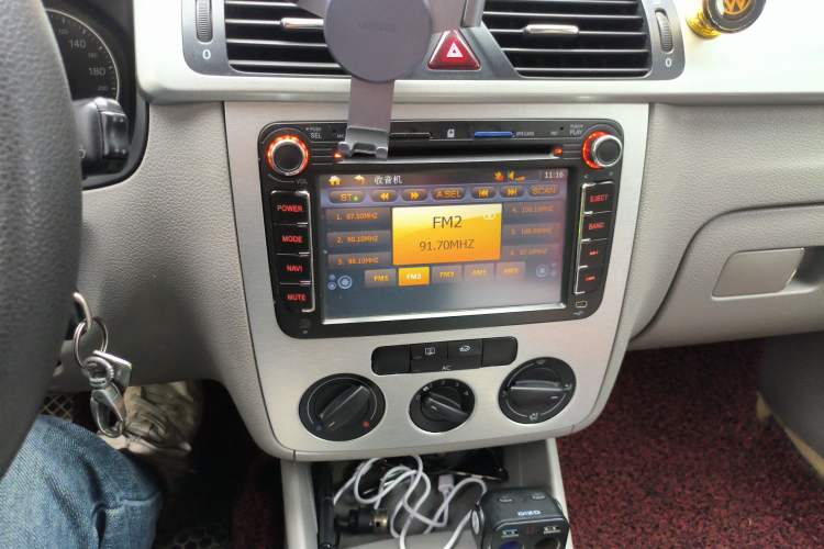 Used Volkswagen Bora 2011 1.6L Manual Fashion Edition
