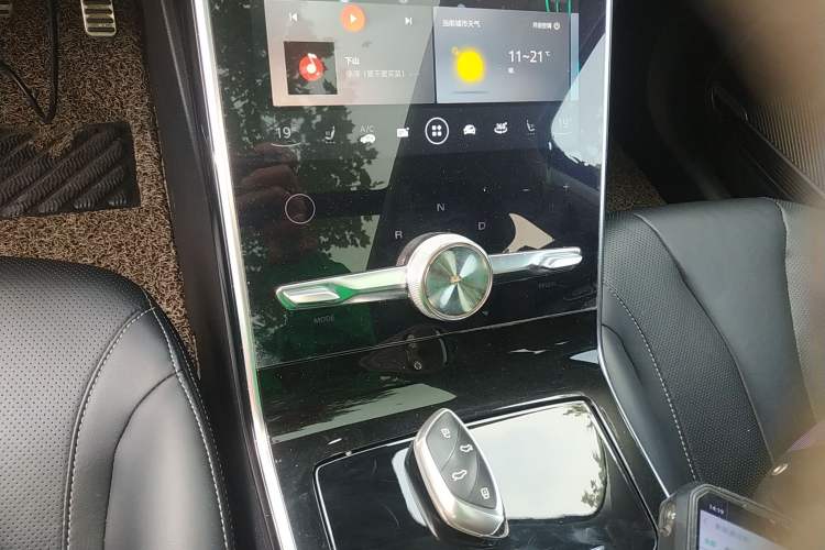 Used Roewe MARVEL X 2018 Rear-Drive Model Gear Lever