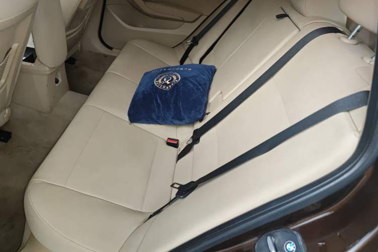 Used BMW X1 2012 sDrive18i Luxury Edition Left Rear Seat