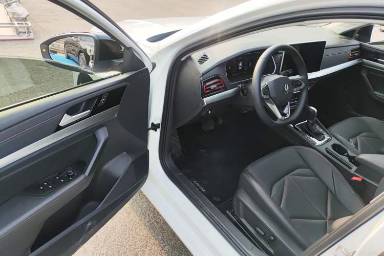 Used Volkswagen Lavida 2024 300TSI DSG Starry Sky Leading Edition