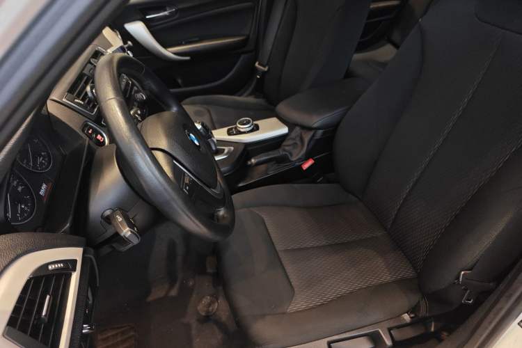 Used BMW 1 Series 2015 118i Leading Model