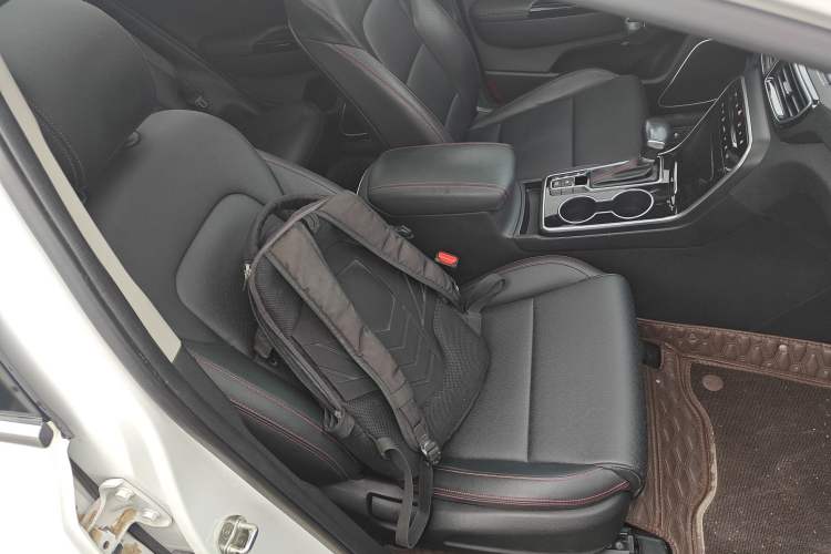 Used Kia KX5 2021 1.6T Automatic Two-Wheel Drive Luxury Edition
