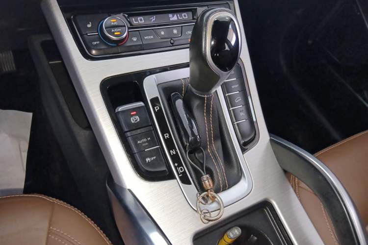 Used Geely Auto Emgrand X7 Sport 2016 1.8TD Automatic Smart Model
