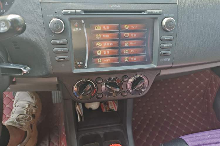 Used Suzuki Swift 2011 1.5L Automatic Sport Edition Audio And AC Panel