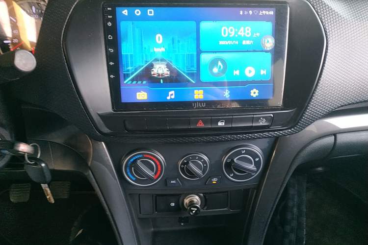 Used Great Wall Wingle 5 2021 2.0T Diesel Two-Wheel Drive Ultra-Value Big Double-Cab China VI GW4D20M Audio And AC Panel