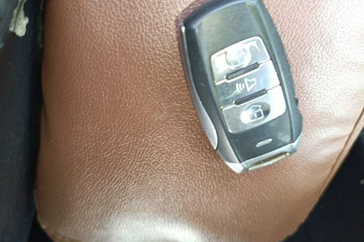 Used Haval H2 2017 Red-Label 1.5T Automatic Two-Wheel Drive Elite Model
