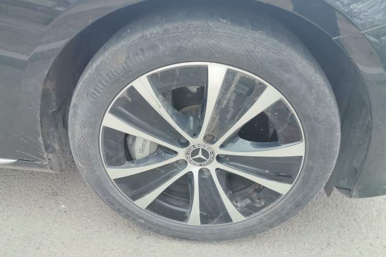 Used Mercedes-Benz E-Class New Energy 2022 Restyled E 350 e L Plug-in Hybrid Sedan
