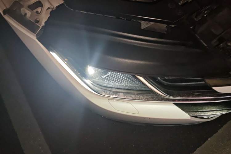 Used Volkswagen FAW-Volkswagen CC 2019 380TSI Glamour Edition China V Standard Right Front Headlight