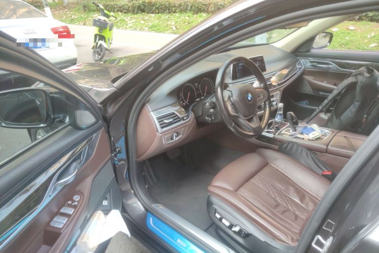 Used BMW 7 Series 2016 730Li Luxury Model
