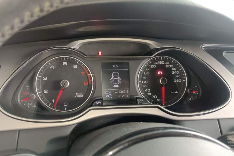 Used Audi A4L 2013 35 TFSI Automatic Comfort Model
