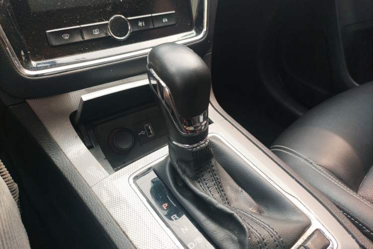 Used Roewe RX5 2020 20T Automatic 4G Connect Superior Flagship Edition