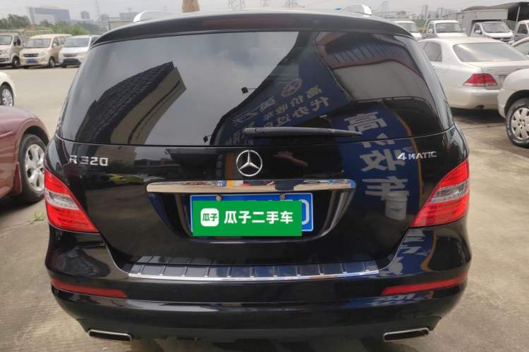 Used Mercedes-Benz R-Class 2017 R 320 4MATIC Business Edition Prestige Model Rear